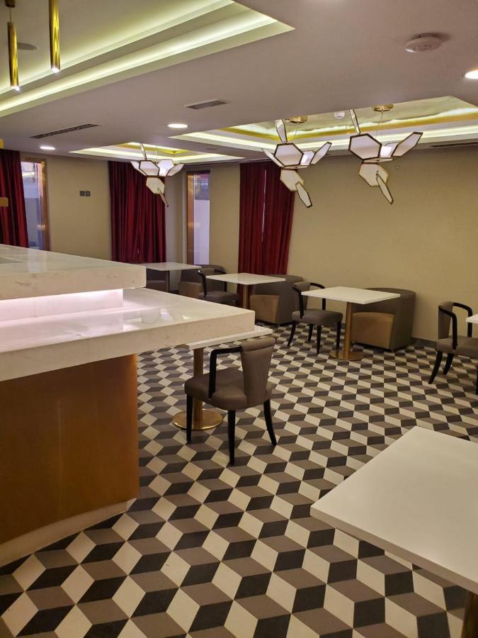 The B Premiere Hotel Доха Екстер'єр фото